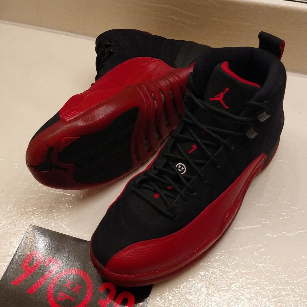 Air Jordan 12 Retro Black/Varsity Red "Flu Game" (2009)